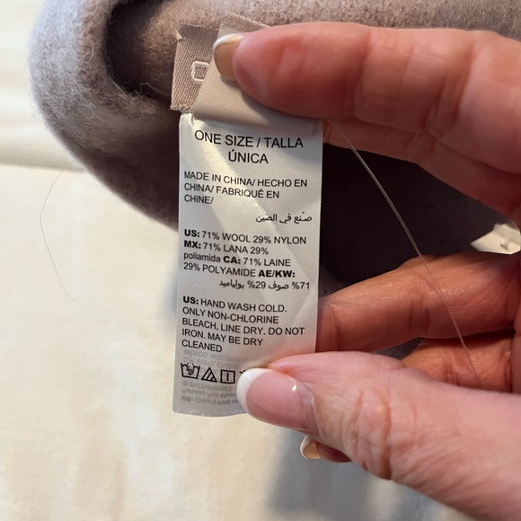 NWT Chicos Rhinestone Knit Beret ! Venetian Pink! One size! - Picture 8 of 10